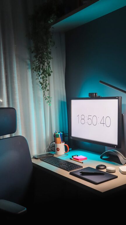 Tips for Creating a Relaxing Home Workspace to Boost Productivity